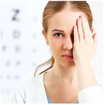 Женщина восстановила зрение благодаря препарату Crystal Eyes. 
